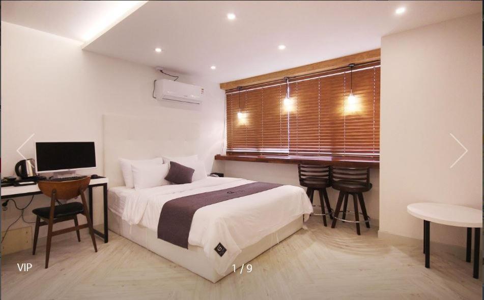 Gray Motel Пхохан Экстерьер фото